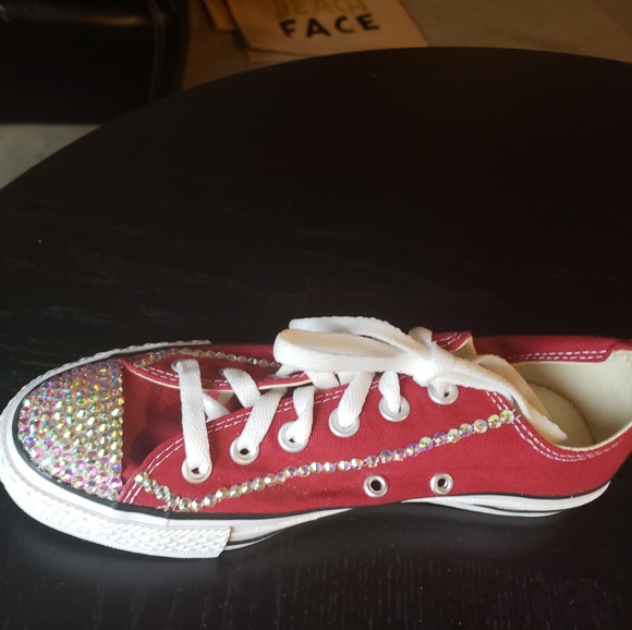 RED SWAROVSKI CRYSTAL CONVERSE - Picture 4 of 5